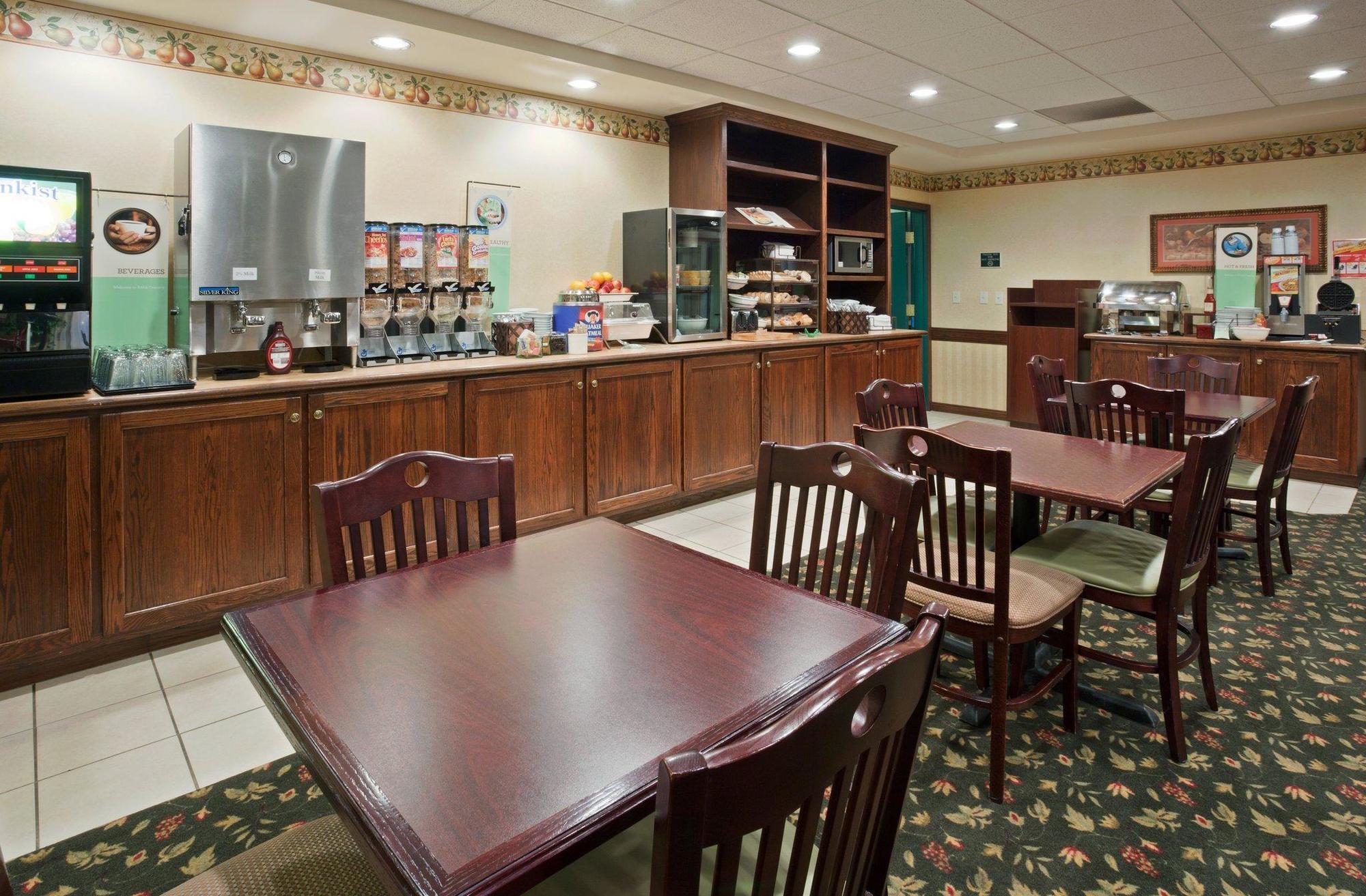 Country Inn & Suites By Radisson, St Cloud East, Mn Saint Cloud Exterior foto